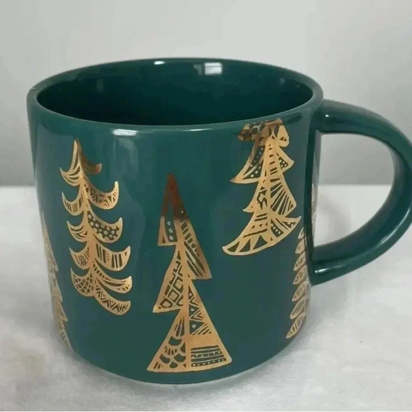 Starbucks A pair of 2015 Winter Green Christmas Cup Mugs With Gold Pinetrees - Picture 5 of 5